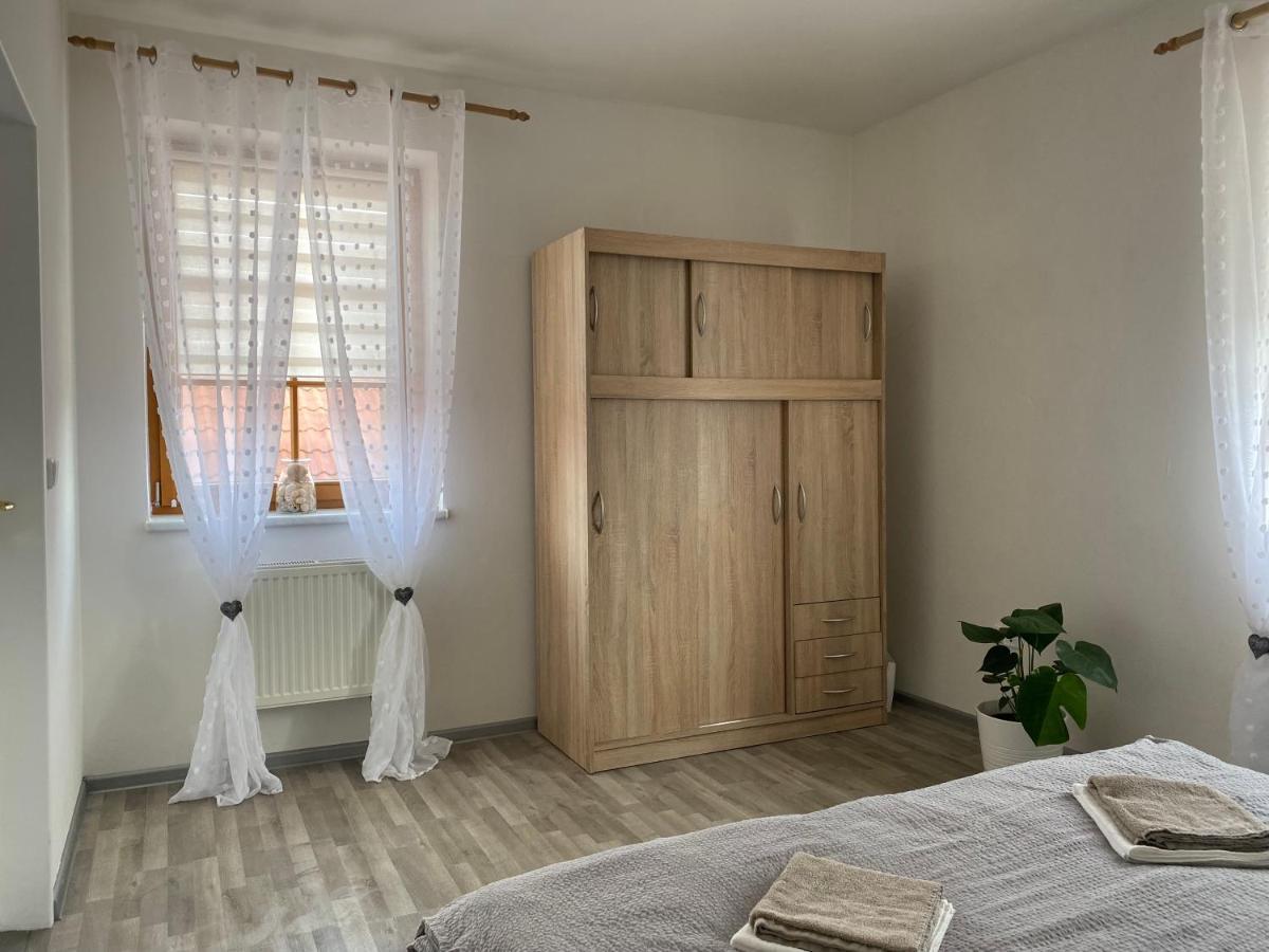 Apartman Simon Cheb Exterior foto